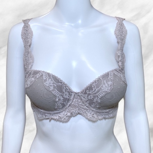 Victoria’s Secret Dream Angels Lined Demi Lace Bra - Picture 1 of 5